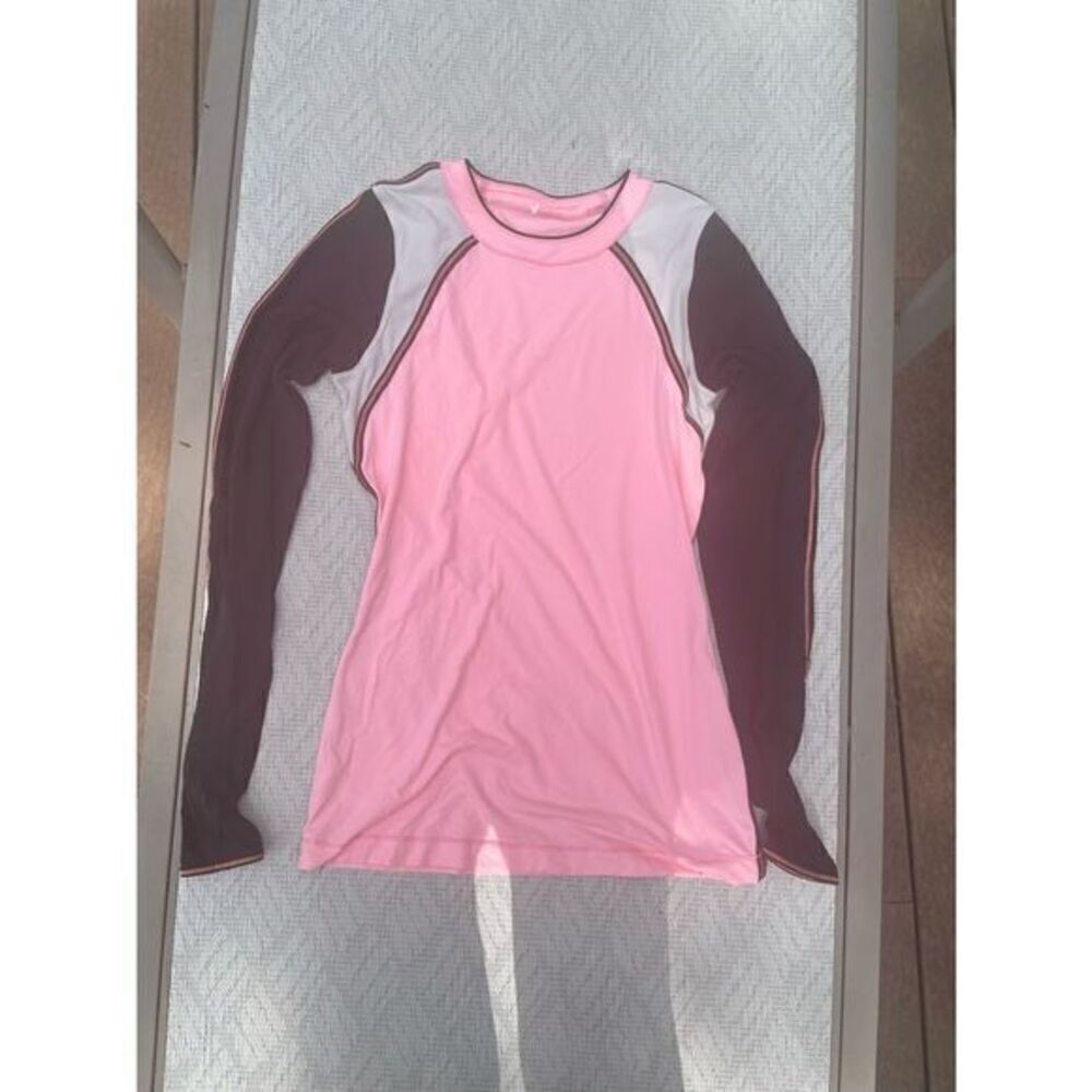 Lululemon Women’s Shirt (SZ 4)